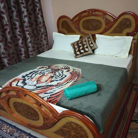 Pratibha Home Stay จาบัลปูร์ ภายนอก รูปภาพ