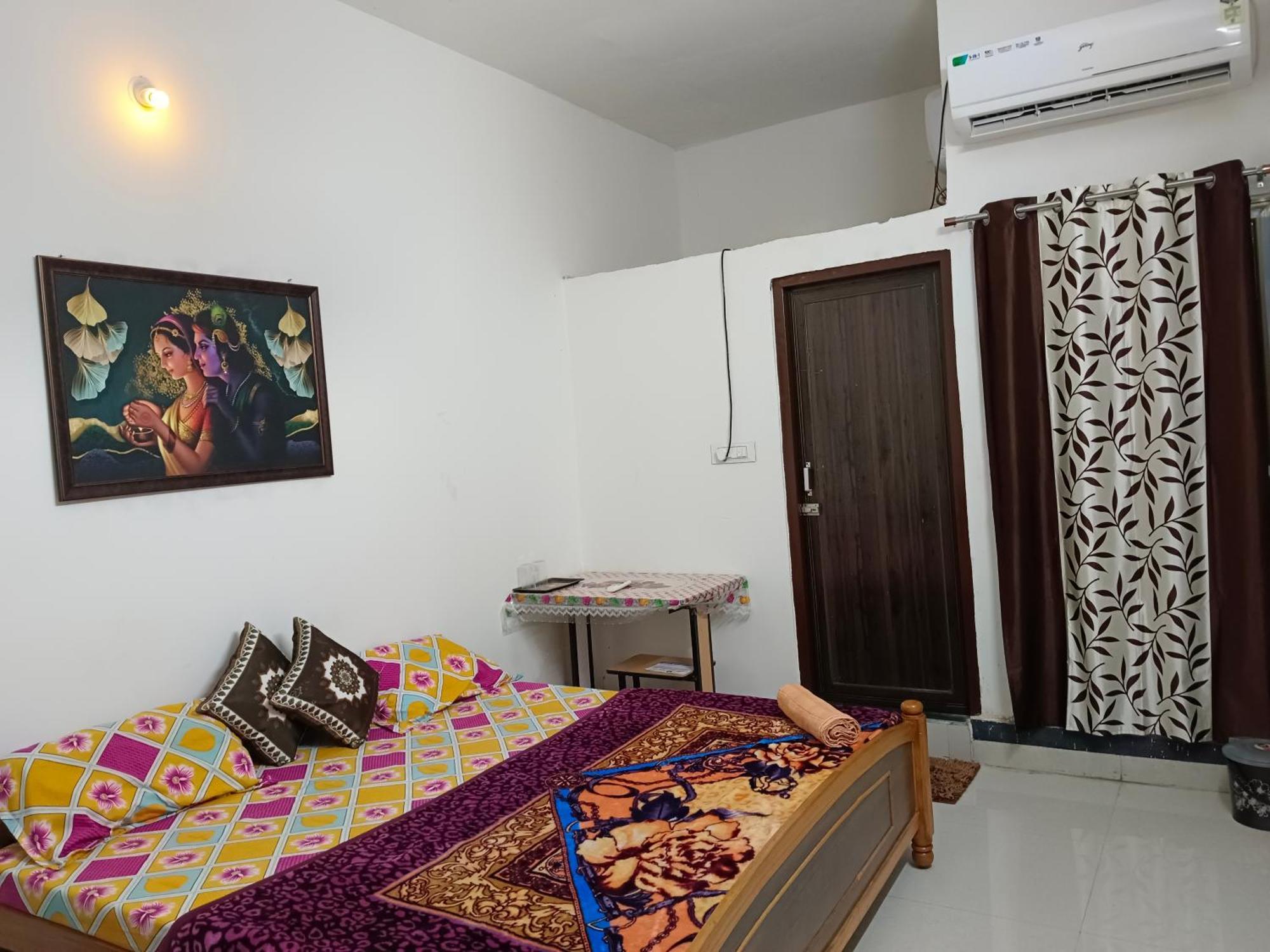 Pratibha Home Stay จาบัลปูร์ ภายนอก รูปภาพ