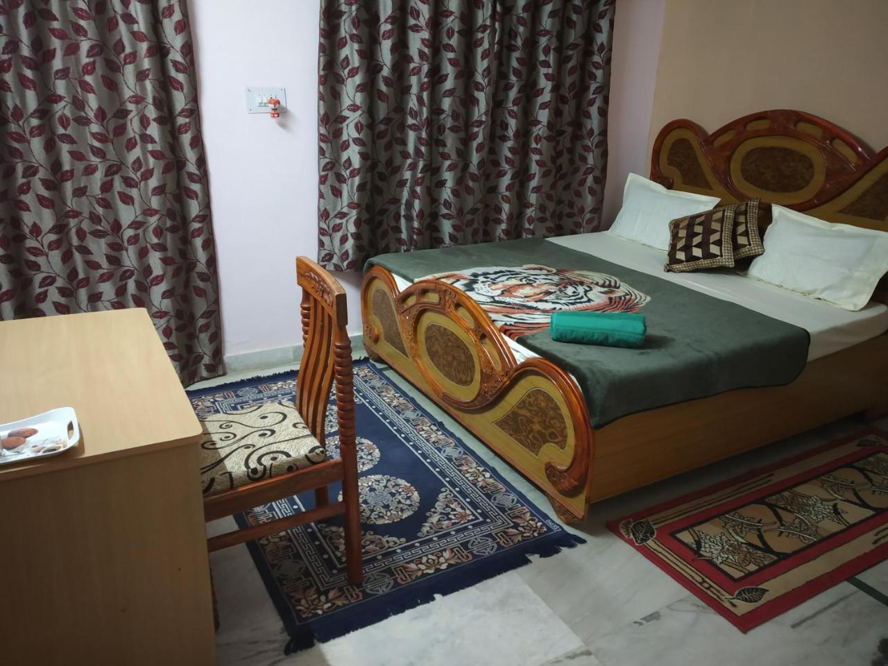 Pratibha Home Stay จาบัลปูร์ ภายนอก รูปภาพ